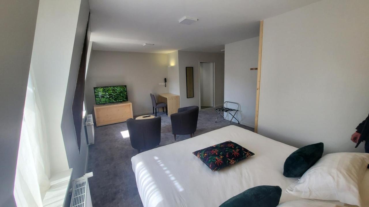 Hotel Le Castelet Le Mont-Dore Esterno foto